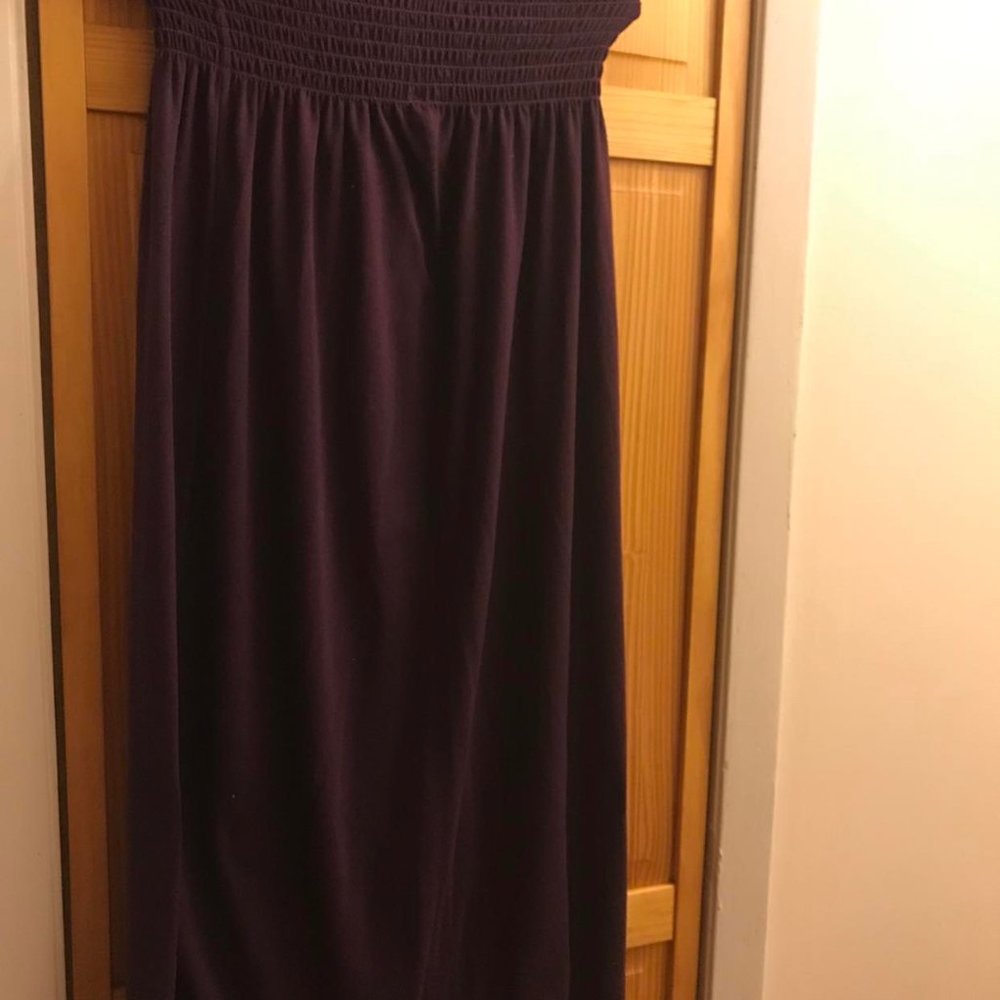 Ladies sexy strapless and sleeveless summer dress